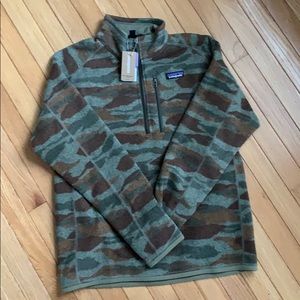 NWT Camo Patagonia better sweater